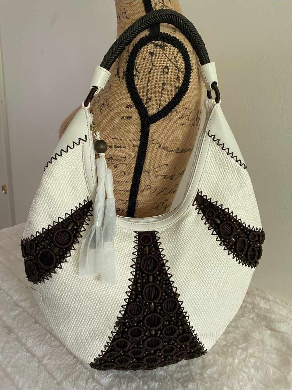 Cole Haan Alyssa Bead Hobo Bag In White Woven Straw & Brown Embellished Beading